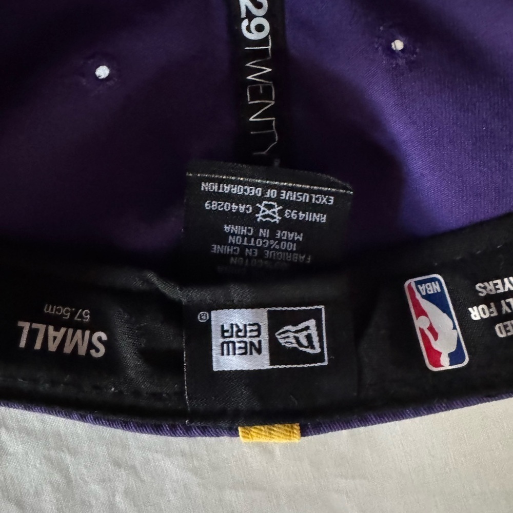 Los Angeles Lakers Hat Cap Brand NBA Basketball Hardwood Classics Purple‎ Small - Picture 3 of 11